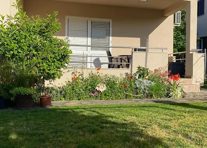 アパート Mario Pustahija